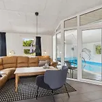 Jonke - 800m From The Sea By Interhome